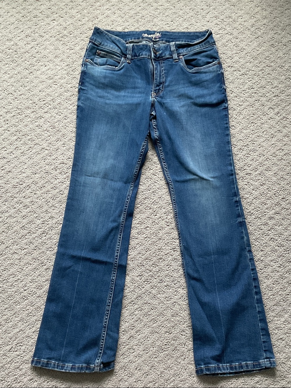 Wrangler Women's Flare Jeans in Blue Wash 0564